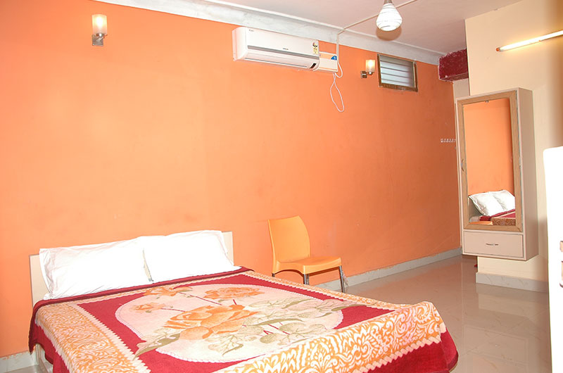Studio Room